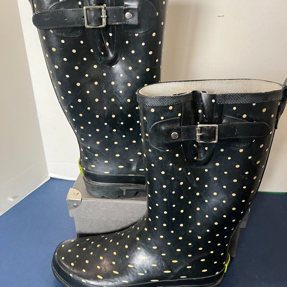 Western Chief Black With Beige Dots Rain Boots
